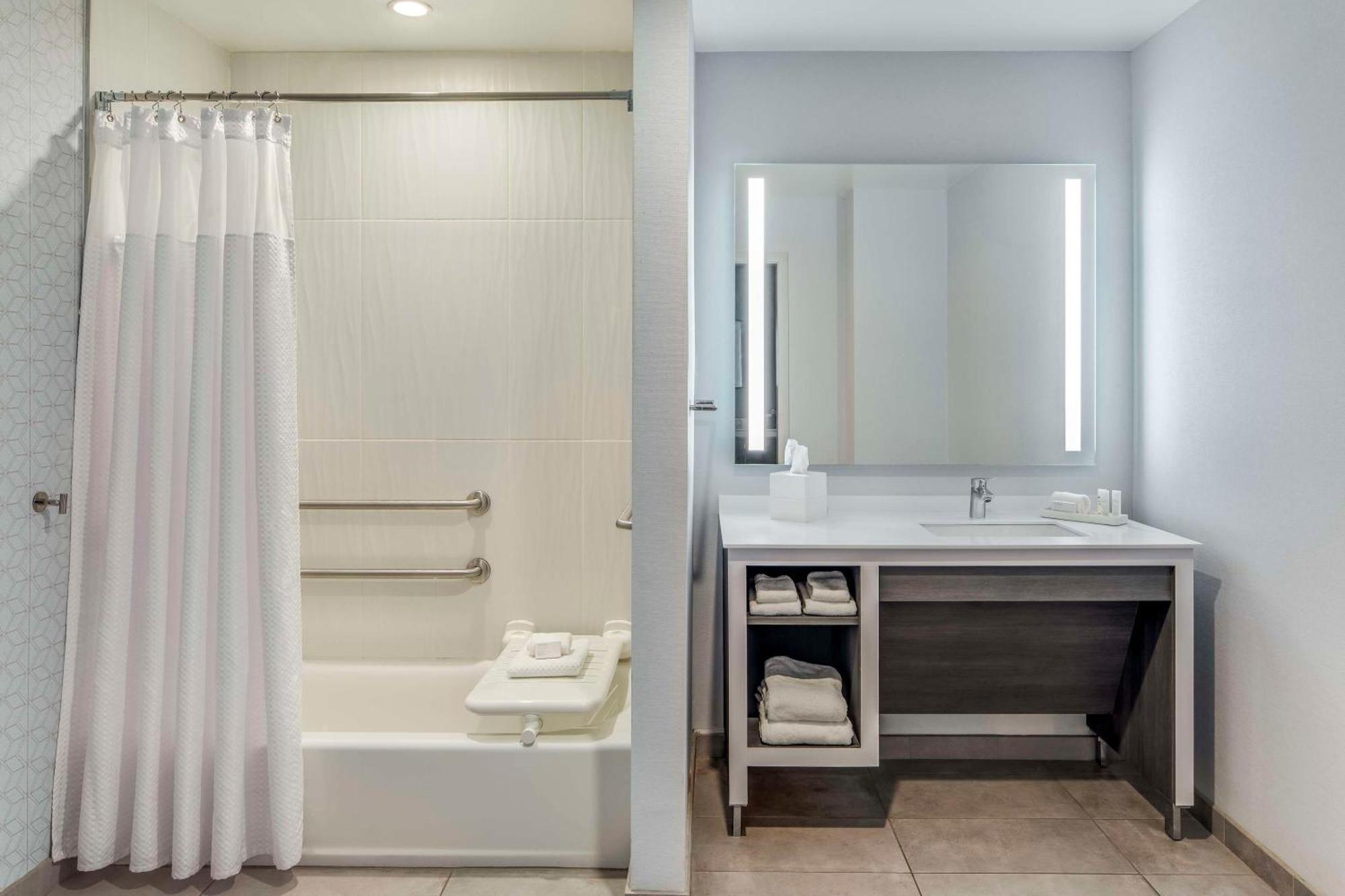 เอ็มบาสซี สวีท บาย ฮิลตัน แอตแลนตา มิดทาวน์ Hotel ภายนอก รูปภาพ